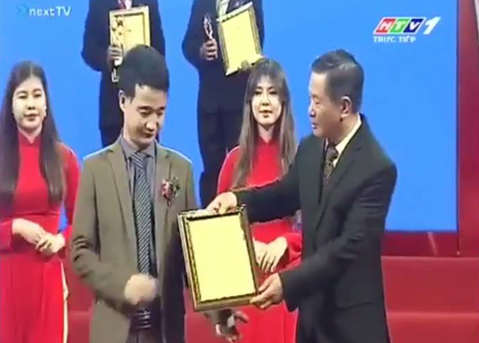 C&ocirc;ng ty TNHH Apuwa nhận giải thưởng TOP 50 Thương hiệu ti&ecirc;u biểu Ch&acirc;u &Aacute; - Th&aacute;i B&igrave;nh Dương